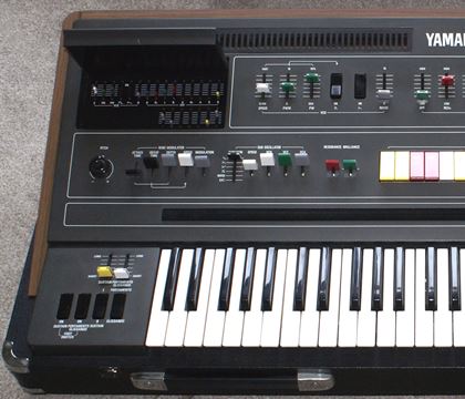 Yamaha-CS60, great condition, ribbon n/w